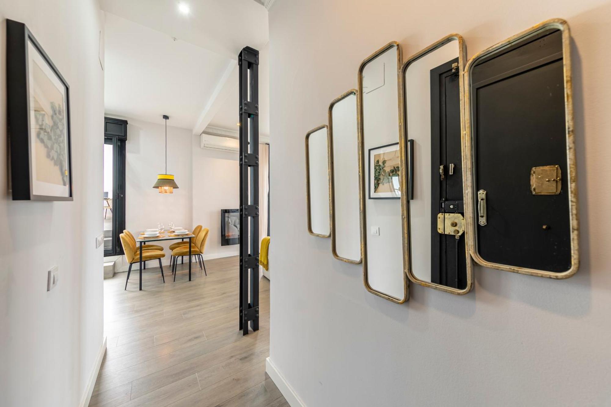 Isg Apartments Modern Atticpool At The Cathedralfree Parking Севілья Екстер'єр фото